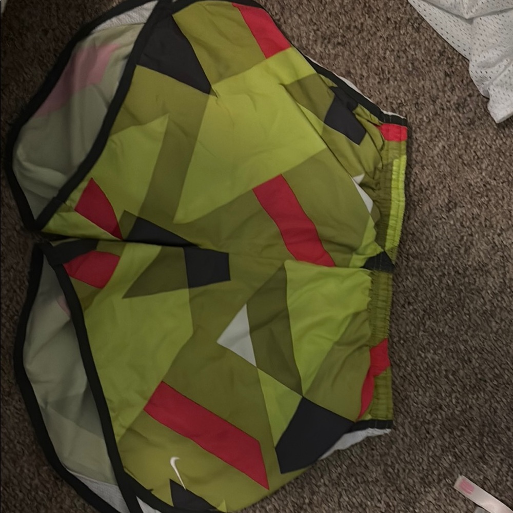 Nike Multicolor Geometric Active Shorts